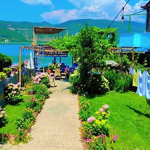  Bed & Breakfast Erda Lakeside Albánie
